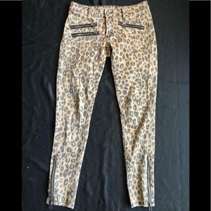 LF CARMAR Leopard Mid-Rise Skinny Jeans
